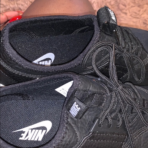 Nike Shoes - Picture 3 of 3